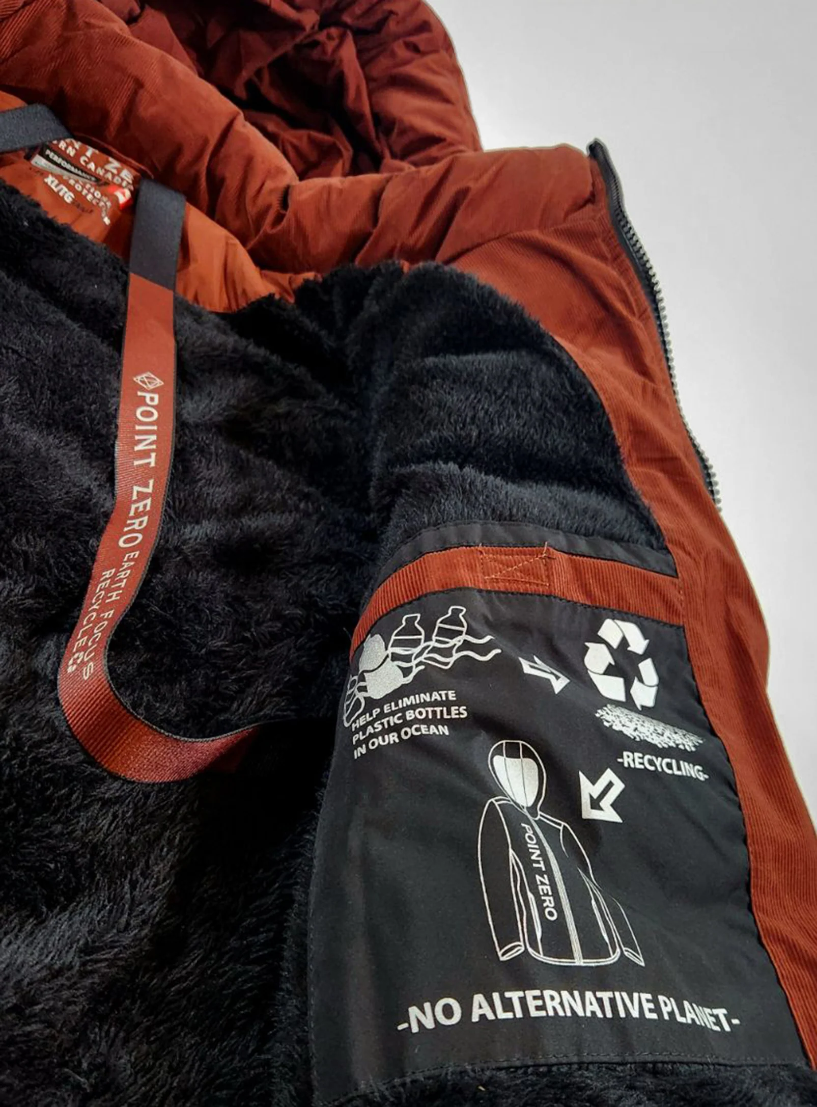 ASHTON | Fine Corduroy Puffer Jacket || ASHTON | Veste polaire en velours côtelé - Image 9