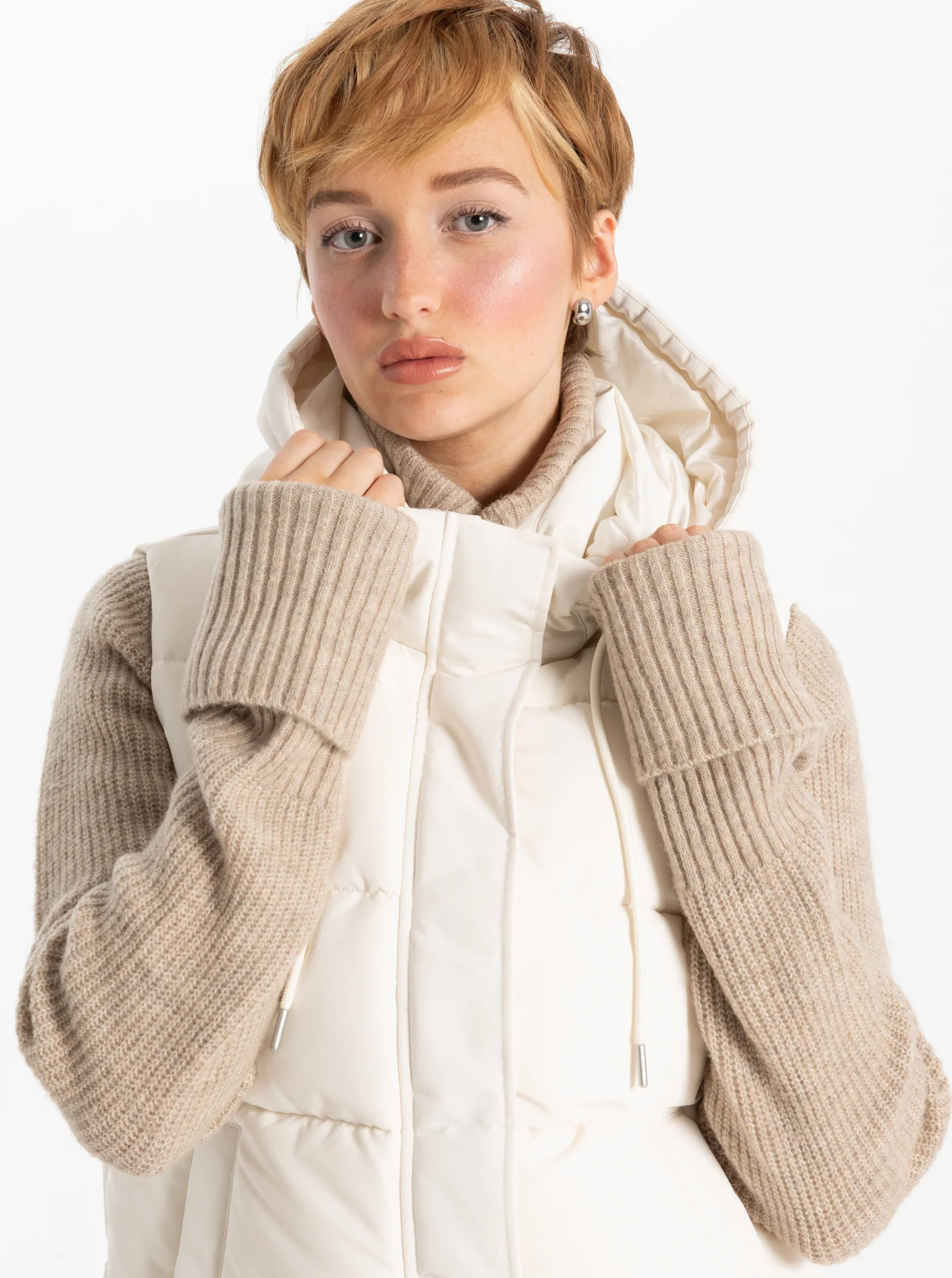 BROOKLYN | The Perfect Vest || BROOKLYN | Le Gilet Parfait - Image 13