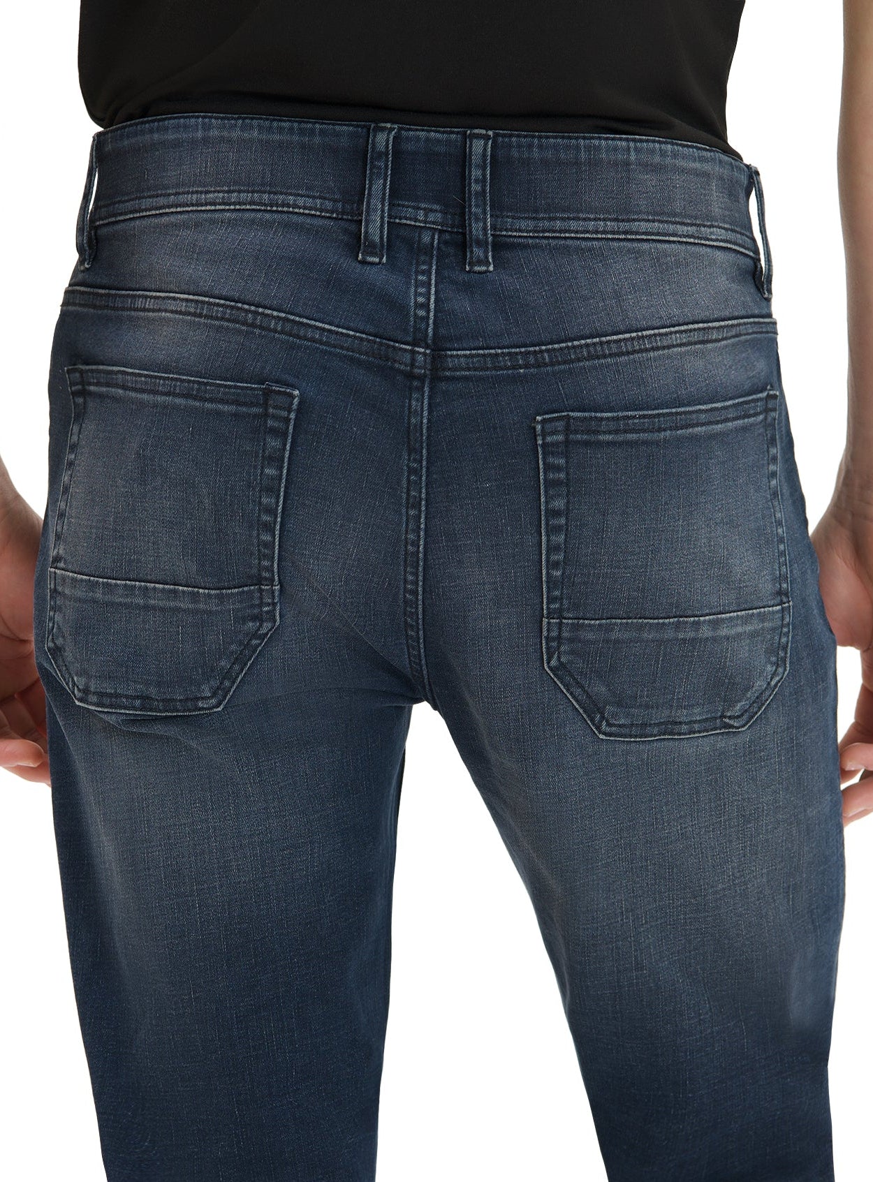 GABRIEL | Classic Fit Jeans || GABRIEL | Jean À Coupe Classique - Image 5