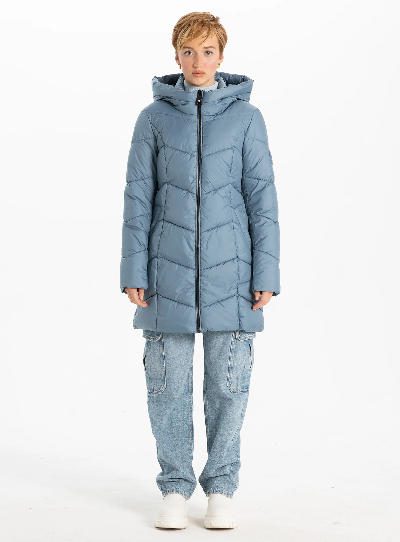 JOSEPHINA | Classic Long Puffer Design ||JOSEPHINA | Design classique de doudoune longue - Image 38