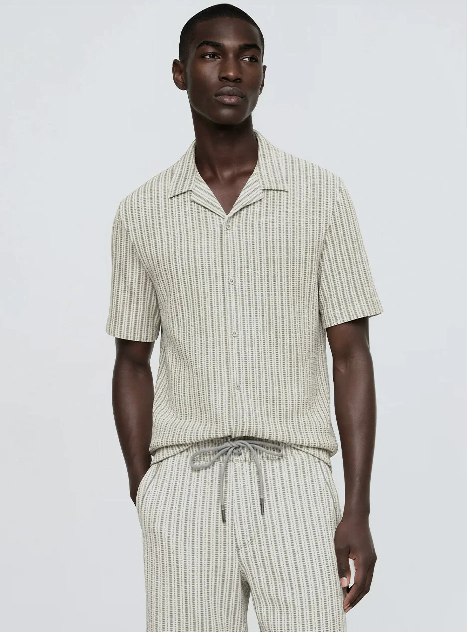 KAYN | Textured Knit Cuban Collar Shirt || KAYN | Chemise en maille texturée à col cubain - Image 2