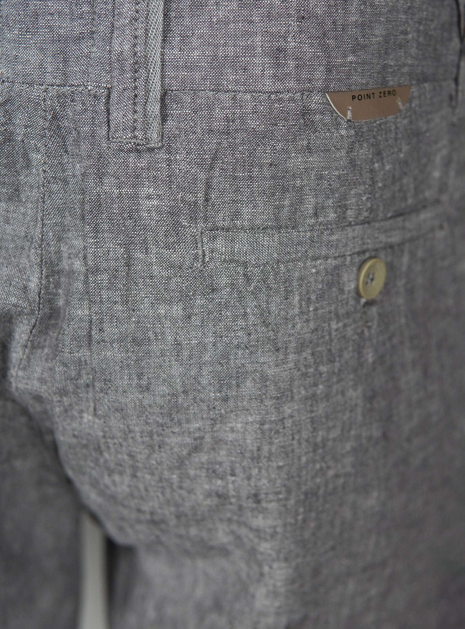 LIAM | Linen Flat Front Shorts with 9" Inseam|| LIAM | Short en lin à devant plat avec entrejambe de 9 po - Image 10