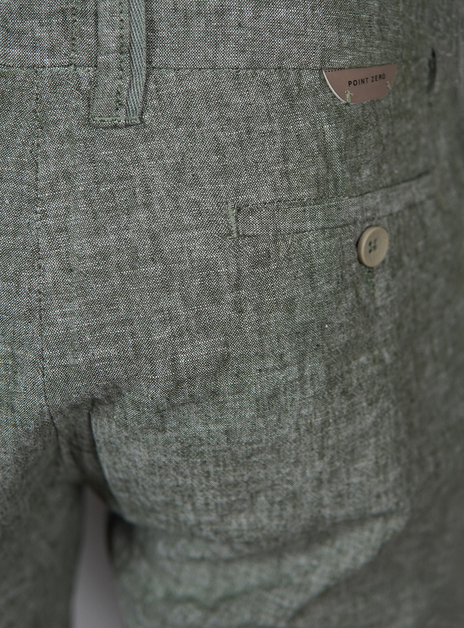 LIAM | Linen Flat Front Shorts with 9" Inseam|| LIAM | Short en lin à devant plat avec entrejambe de 9 po - Image 15