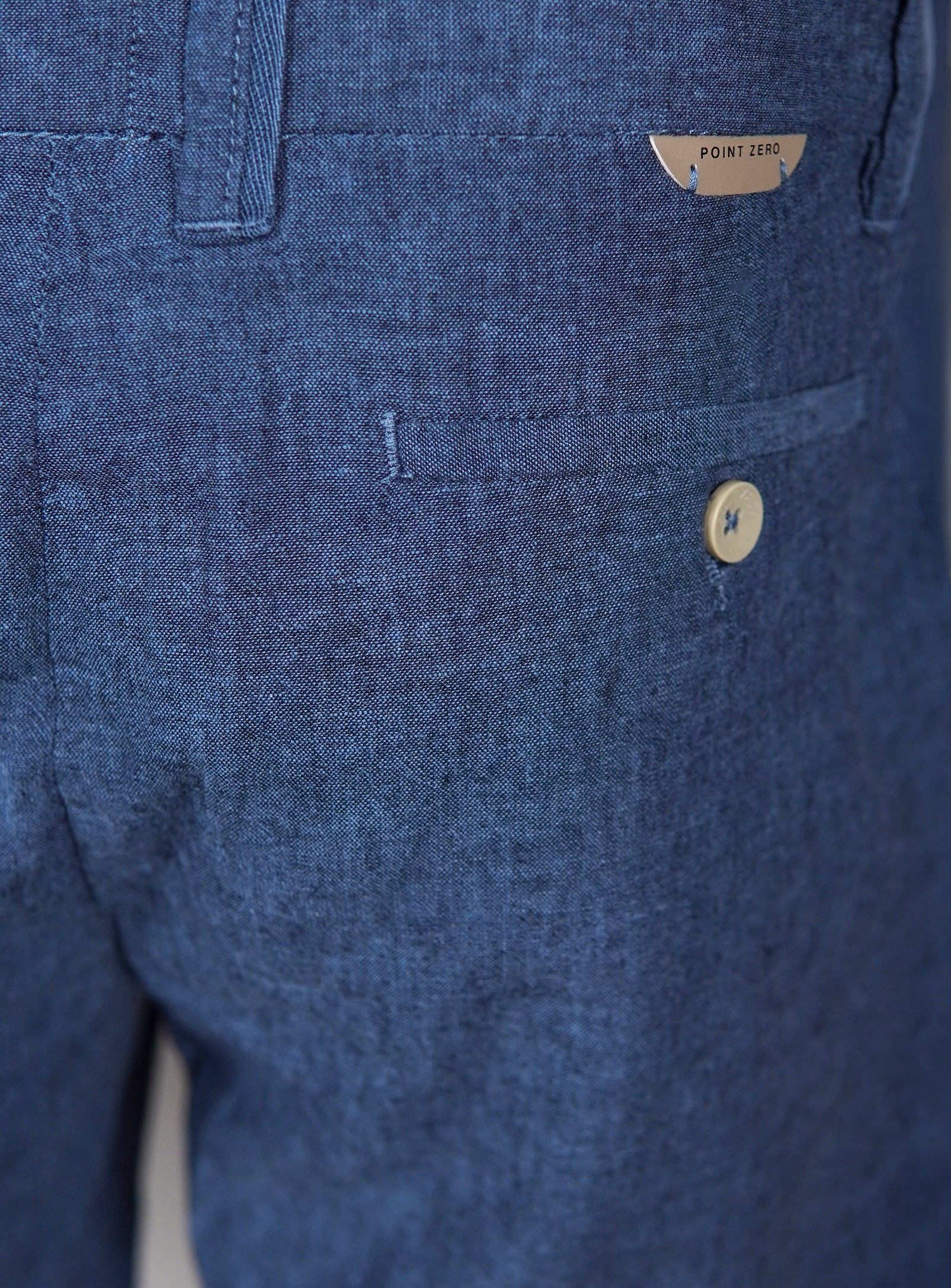LIAM | Linen Flat Front Shorts with 9" Inseam|| LIAM | Short en lin à devant plat avec entrejambe de 9 po - Image 20