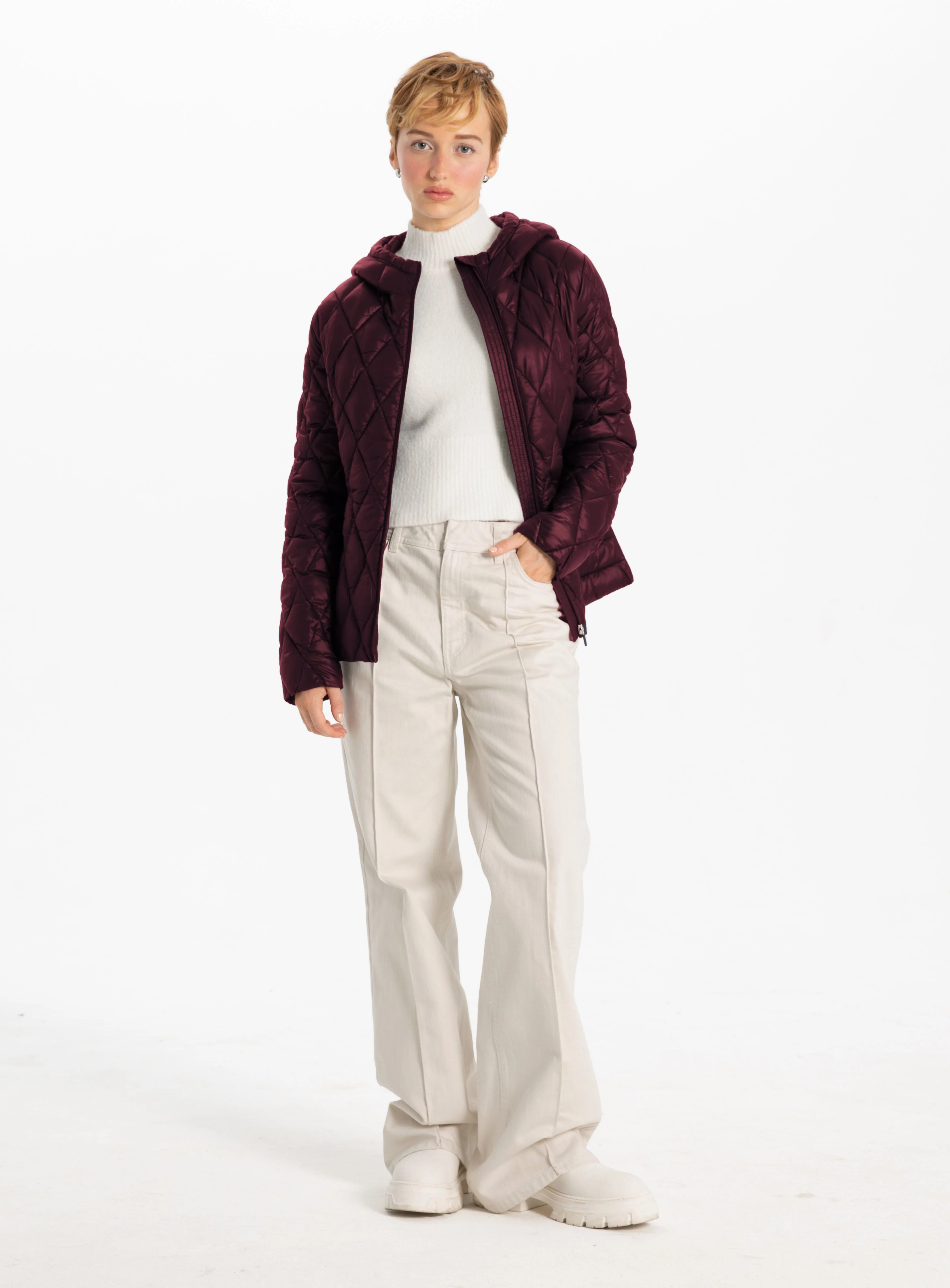 LOUISEVILLE | Modern Diamond Quilt Jacket ||LOUISEVILLE |Quilt Moderne en Diamants - Image 12