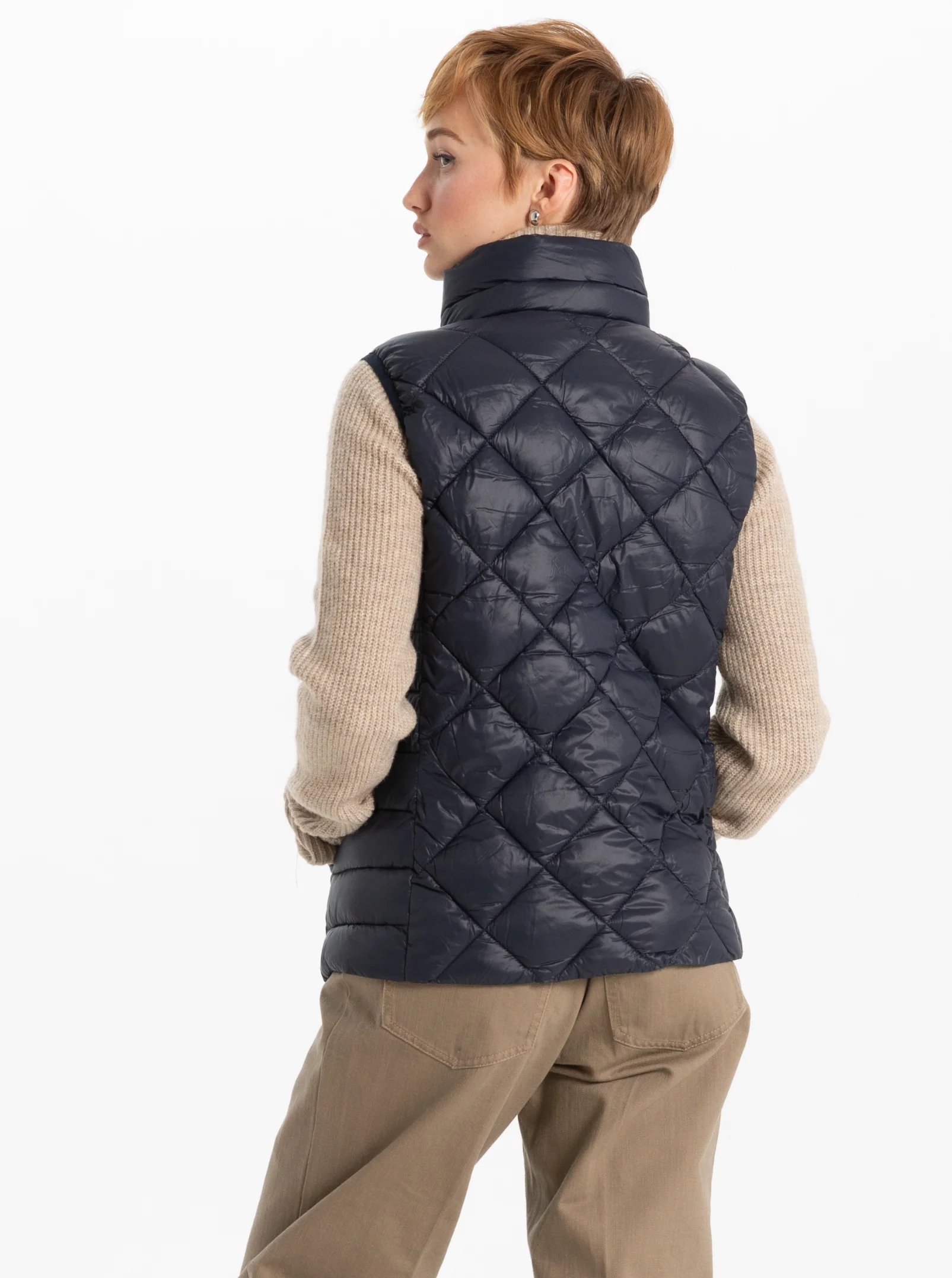 OAKVILLE | Classic Ultralight Vest ||OAKVILLE | Veste Iconique Ultra-Legere - Image 4