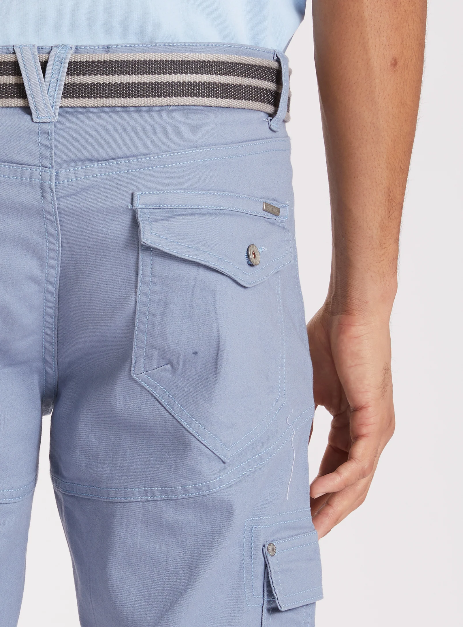 TOLGA | 2-TONE STRETCH DENIM CAPRI WITH BELT || TOLGA | CAPRI EN DENIM STRETCH 2 TONS AVEC CEINTURE - Image 19
