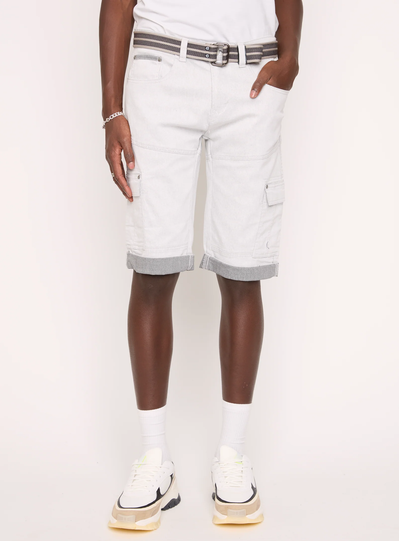 TOLGA | 2-TONE STRETCH DENIM CAPRI WITH BELT || TOLGA | CAPRI EN DENIM STRETCH 2 TONS AVEC CEINTURE - Image 31