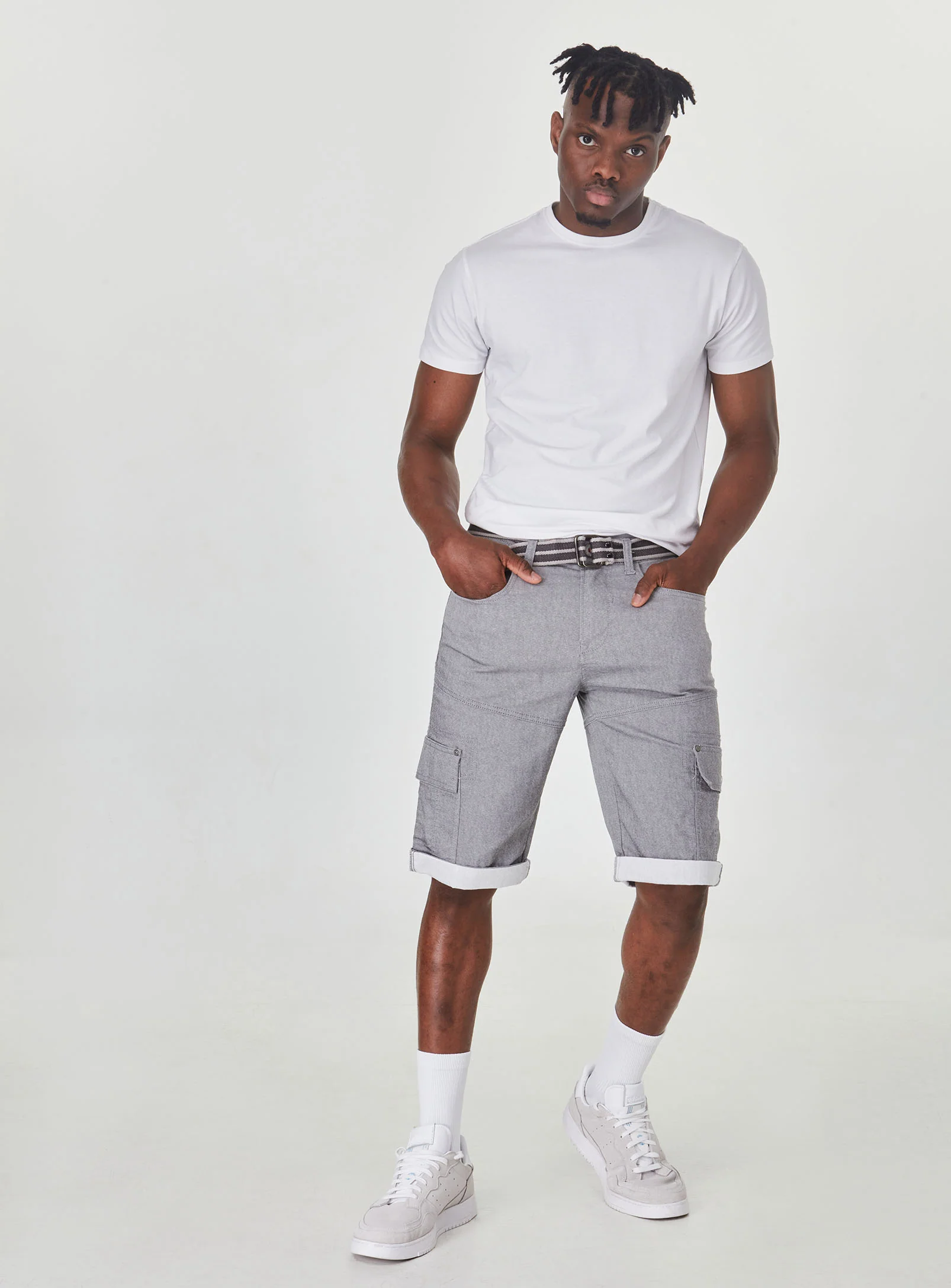 TOLGA | 2-TONE STRETCH DENIM CAPRI WITH BELT || TOLGA | CAPRI EN DENIM STRETCH 2 TONS AVEC CEINTURE - Image 7