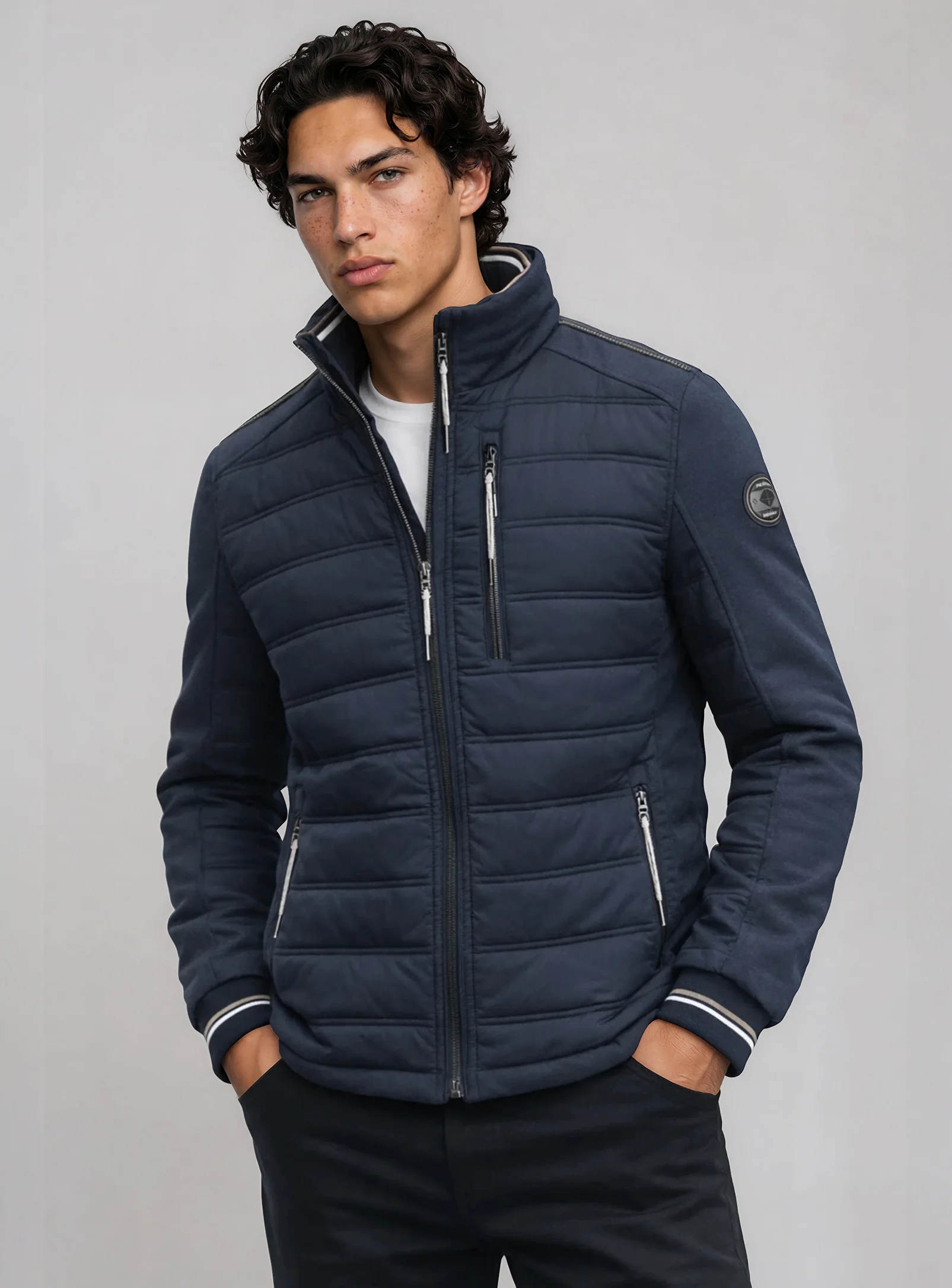 WALTER | Cut and Sew Textured Nylon Transitional Jacket || WALTER | Veste De Transition Texturée en Nylon Avec Coupe Et Couture - Image 4